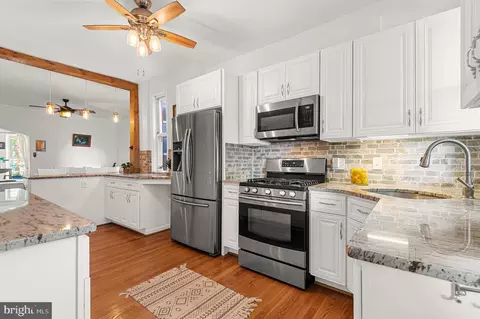 Kitchen - 847 W 35th St, Baltimore, MD 21211 photo 4 of 5