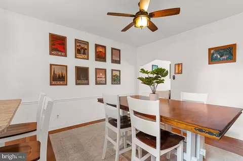 Dining - 847 W 35th St, Baltimore, MD 21211 photo 3 of 4