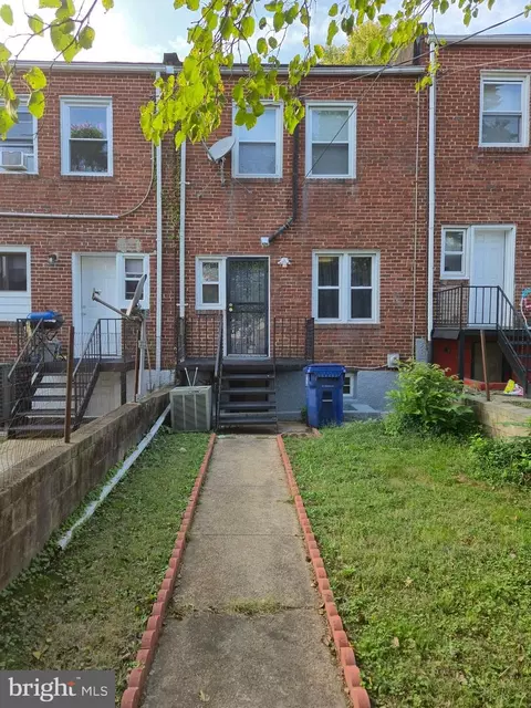 Exterior - 721 Roundview Rd, Baltimore, MD 21225 photo 2 of 2