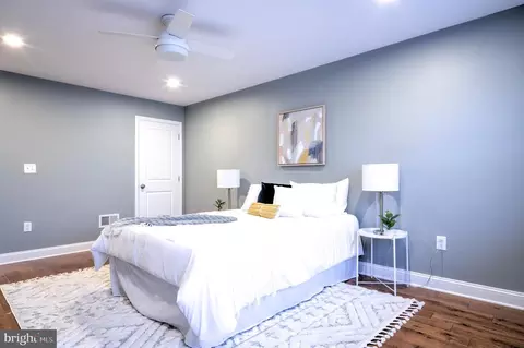 Bedroom - 107 W Clement St, Baltimore, MD 21230 photo 2 of 5