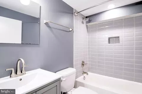 Bath - 107 W Clement St, Baltimore, MD 21230 photo 6 of 6