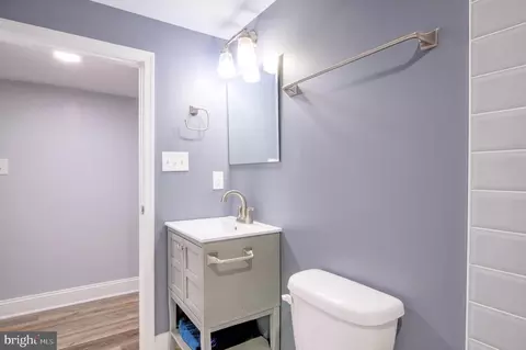 Bath - 107 W Clement St, Baltimore, MD 21230 photo 5 of 6