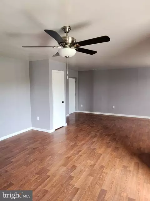 3308 N Hilton St #302, Baltimore, MD 21216