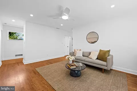 Other - 98 Cotswold Rd, Baltimore, MD 21210 photo 4 of 9