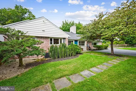 Exterior - 98 Cotswold Rd, Baltimore, MD 21210 photo 4 of 20