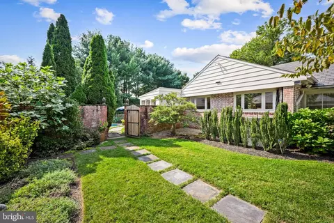 Exterior - 98 Cotswold Rd, Baltimore, MD 21210 photo 20 of 20