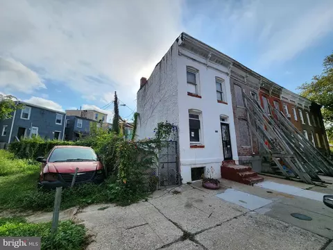 1713 N Mount St, Baltimore, MD 21217 photo 2