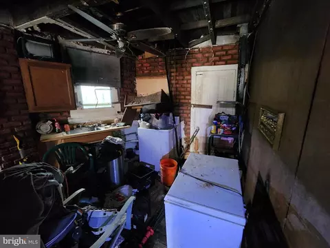 1713 N Mount St, Baltimore, MD 21217 photo 5