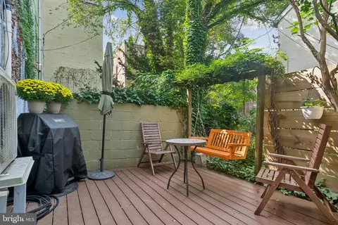 Exterior - 616 Jasper St, Baltimore, MD 21201 photo 4 of 5