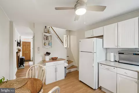 Entry Way - 616 Jasper St, Baltimore, MD 21201 photo 1 of 4