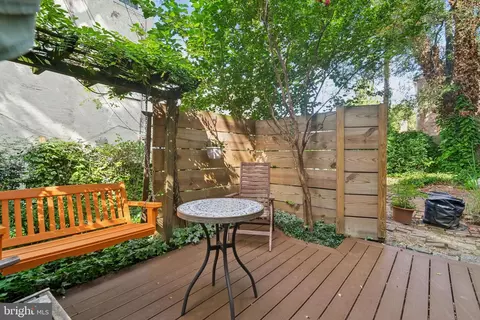 Exterior - 616 Jasper St, Baltimore, MD 21201 photo 5 of 5