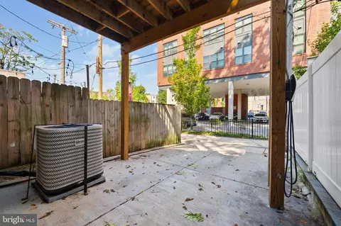 418 E Lanvale St, Baltimore, MD 21202 photo 60