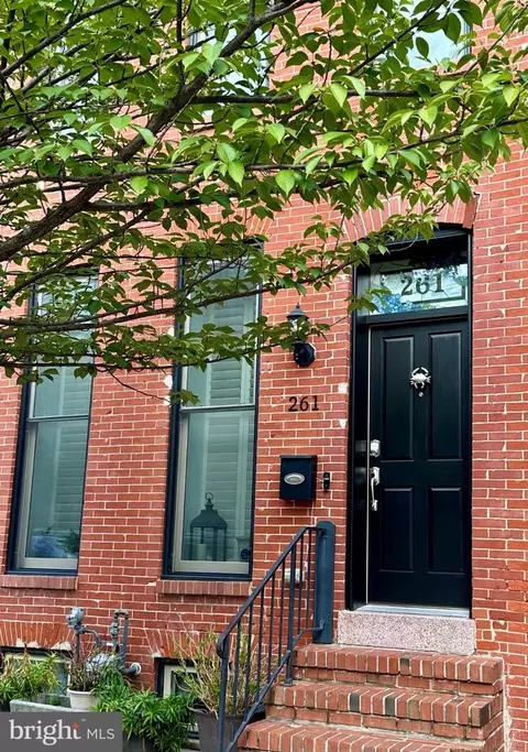 261 S Ann St, Baltimore, MD 21231