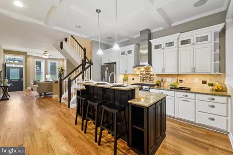 2608 E Baltimore St, Baltimore, MD 21224 photo 8