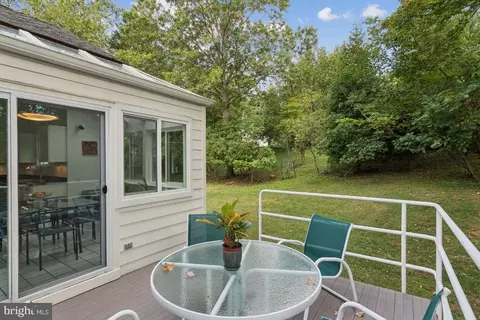 Exterior - 2102 South Rd, Baltimore, MD 21209 photo 5 of 9