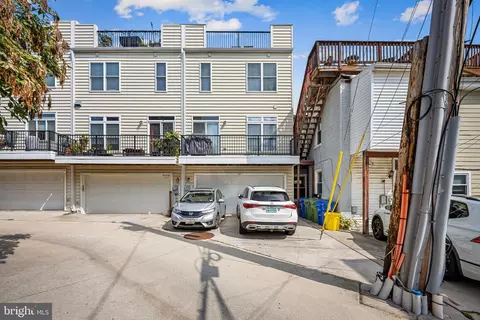 Exterior - 731 E Fort Ave, Baltimore, MD 21230 photo 7 of 7