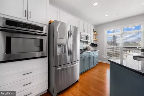 Kitchen - 731 E Fort Ave, Baltimore, MD 21230 photo 1 of 5