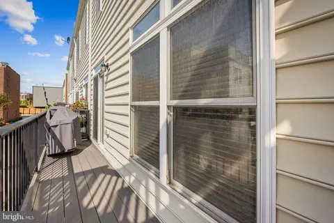 Exterior - 731 E Fort Ave, Baltimore, MD 21230 photo 6 of 7