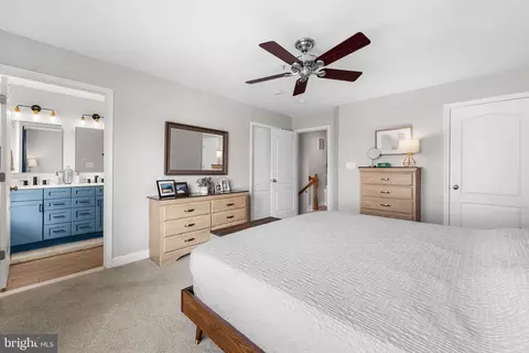 Bedroom - 731 E Fort Ave, Baltimore, MD 21230 photo 3 of 8