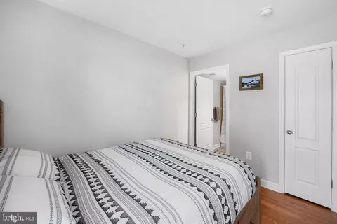 Bedroom - 731 E Fort Ave, Baltimore, MD 21230 photo 8 of 8