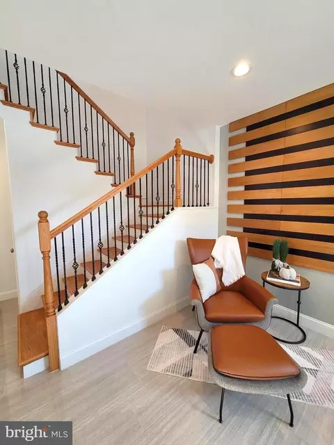 Entry Way - 1303 N Broadway, Baltimore, MD 21213 photo 4 of 11
