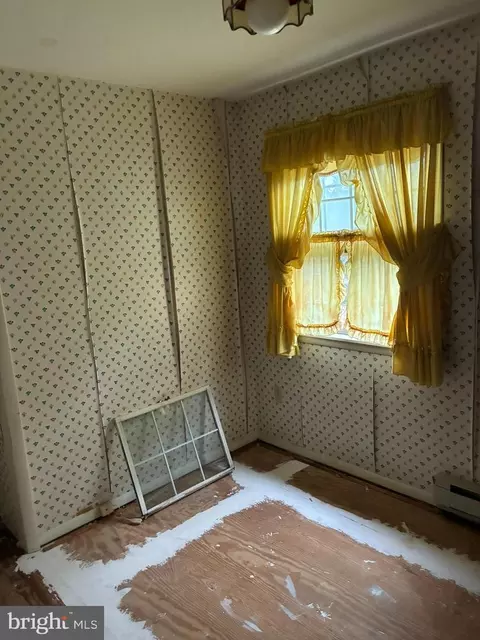 3814 Hamilton Ave, Baltimore, MD 21206 photo 8