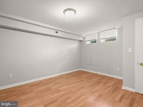 539 N Luzerne Ave, Baltimore, MD 21205 photo 32
