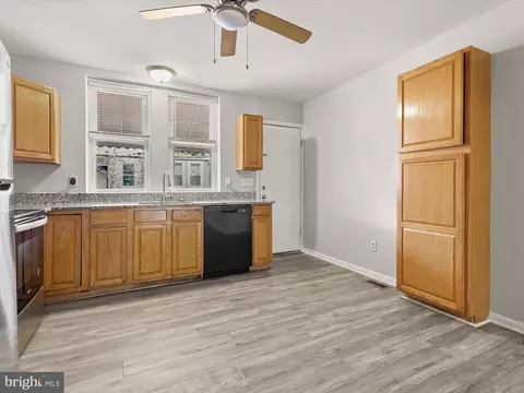539 N Luzerne Ave, Baltimore, MD 21205 photo 14