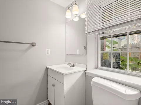 539 N Luzerne Ave, Baltimore, MD 21205 photo 35