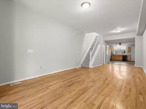 539 N Luzerne Ave, Baltimore, MD 21205 photo 6