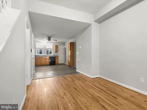 539 N Luzerne Ave, Baltimore, MD 21205 photo 9