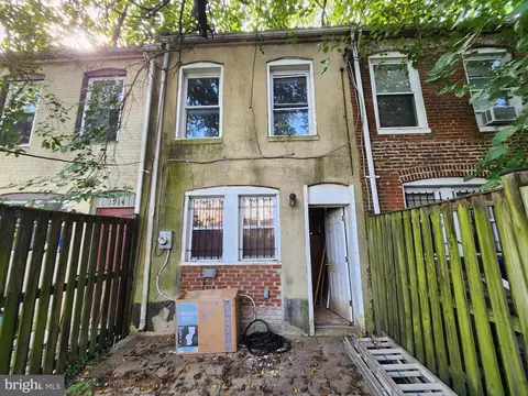 Exterior - 1916 W Fairmount Ave, Baltimore, MD 21223 photo 1 of 2