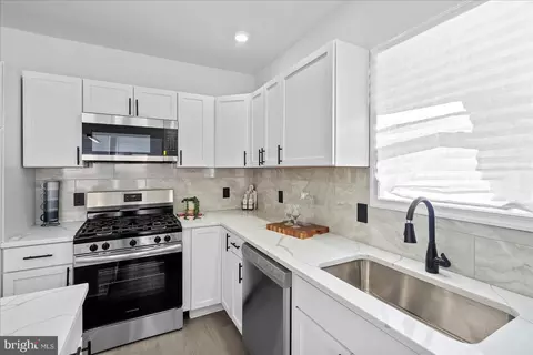 3603 Grantley Rd, Baltimore, MD 21215 photo 11