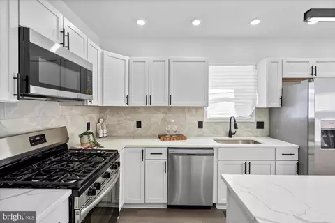 3603 Grantley Rd, Baltimore, MD 21215 photo 14