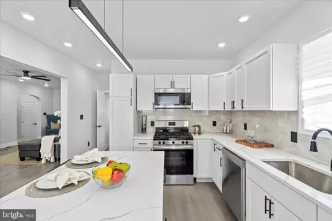 3603 Grantley Rd, Baltimore, MD 21215 photo 10