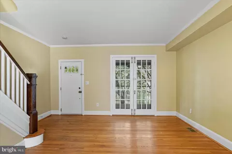Entry Way - 913 E 37th St, Baltimore, MD 21218 photo 1 of 4