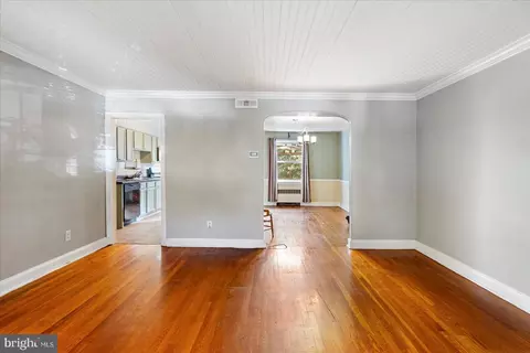 Living - 3915 Rexmere Rd, Baltimore, MD 21218 photo 4 of 6