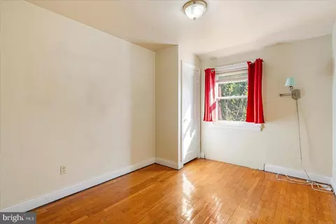 Bedroom - 3915 Rexmere Rd, Baltimore, MD 21218 photo 2 of 4