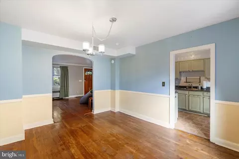 Entry Way - 3915 Rexmere Rd, Baltimore, MD 21218 photo 1 of 4