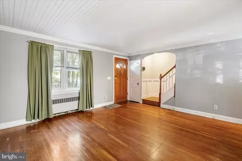 Living - 3915 Rexmere Rd, Baltimore, MD 21218 photo 3 of 6