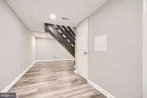 Entry Way - 717 E Biddle St, Baltimore, MD 21202 photo 5 of 9