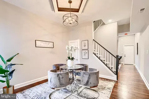 Entry Way - 717 E Biddle St, Baltimore, MD 21202 photo 2 of 9