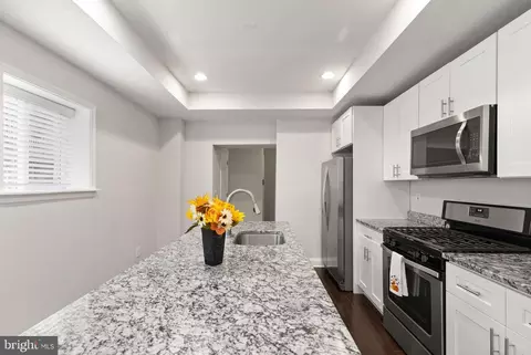 Kitchen - 3200 E Fairmount Ave, Baltimore, MD 21224 photo 1 of 2