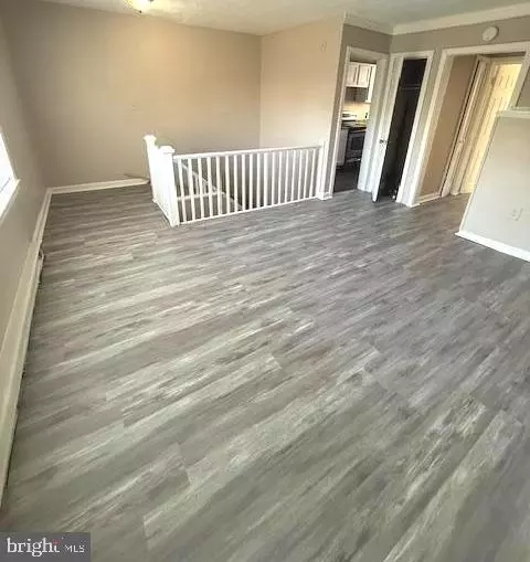 Living - 811 Stoll St, Baltimore, MD 21225 photo 2 of 2