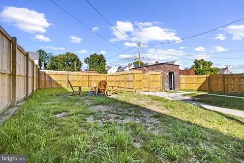 Exterior - 3310 The Alameda, Baltimore, MD 21218 photo 7 of 10