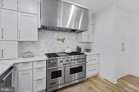 Kitchen - 3310 The Alameda, Baltimore, MD 21218 photo 1 of 2