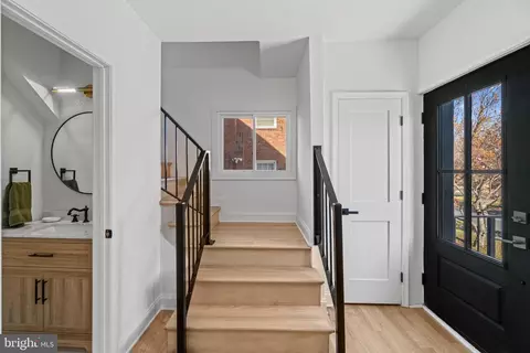 Entry Way - 3310 The Alameda, Baltimore, MD 21218 photo 2 of 3