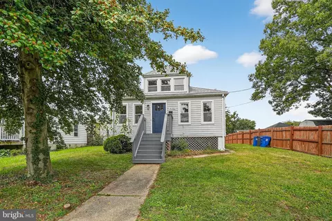 4102 Hillcrest Ave, Baltimore, MD 21225