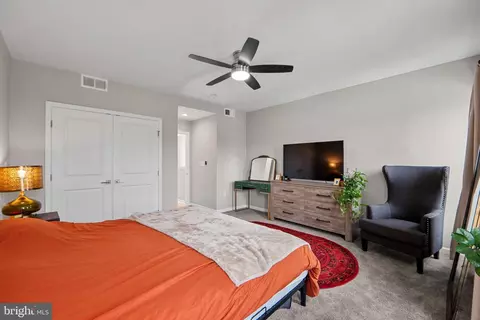Bedroom - 807 E Chase St, Baltimore, MD 21202 photo 4 of 4