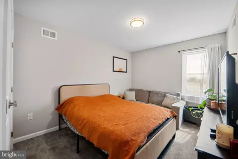Bedroom - 807 E Chase St, Baltimore, MD 21202 photo 1 of 4